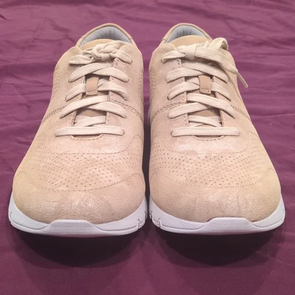 Dansko Alissa Gold Print Leather Sneakers Women's size 42 Euro (11.5-12 US)